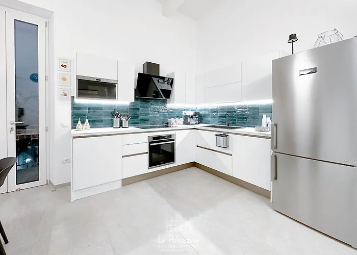 Le Palazzine - Loft Esclusivo - 3bedr - Parking - Giardino בית נופש