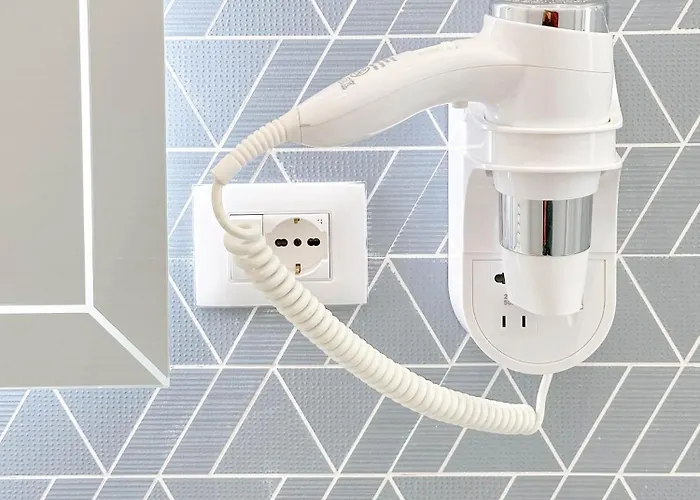 Le Palazzine - Loft Esclusivo - 3bedr - Parking - Giardino בית נופש *